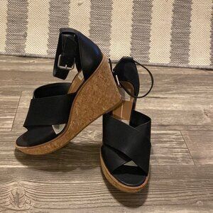 Dolce Vita | Black Wedge | Size 8.5